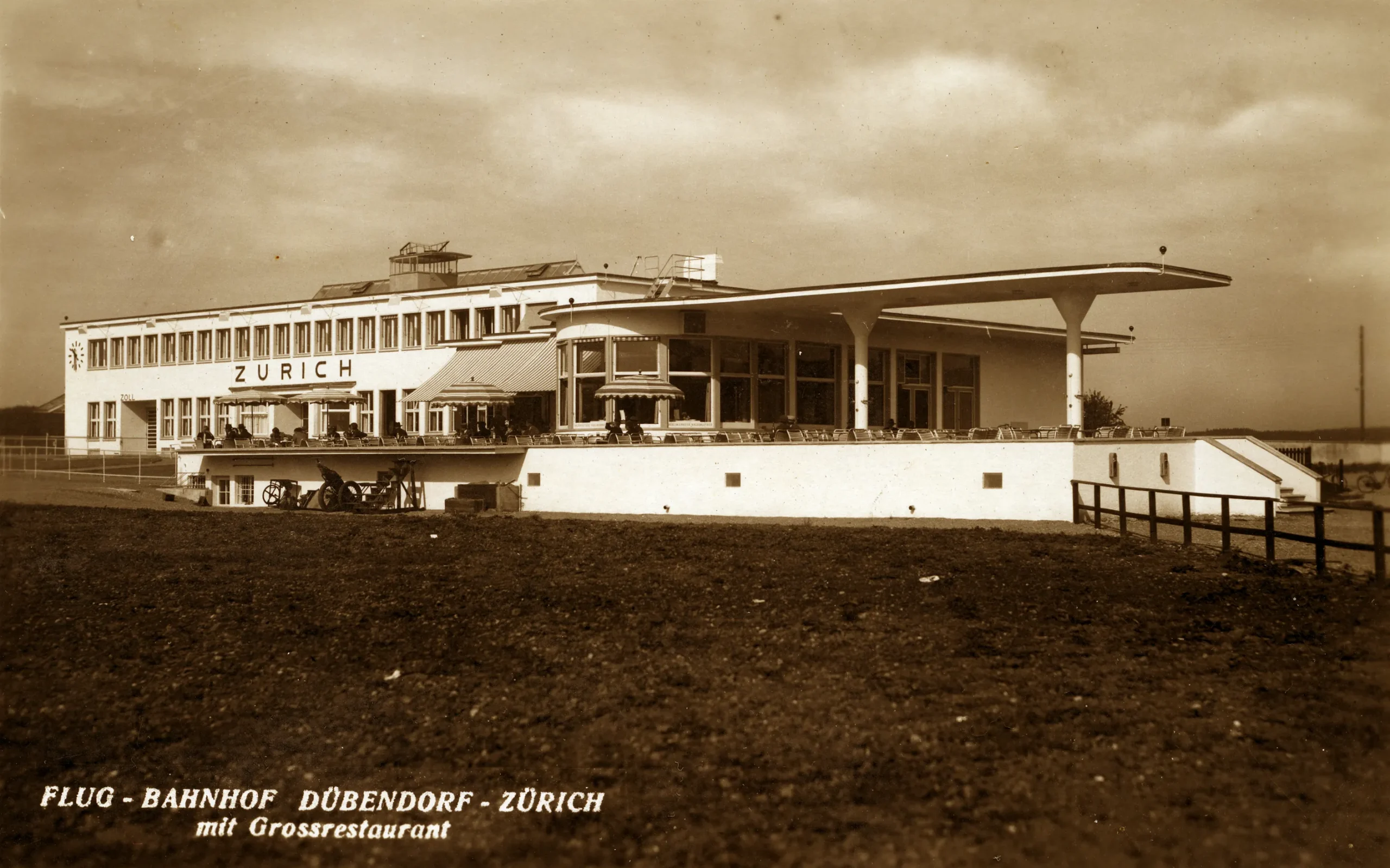 Empfangsgebäude von Süden. Ortsgeschichtliche Dokumentationsstelle, Dübendorf